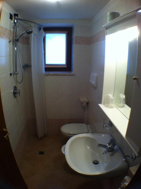 Hotel Scandola Bosco Chiesanuova Room photo